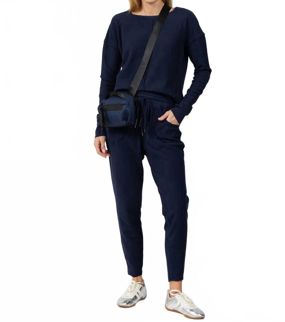NEW WEARABLES annika boat neck sweater in navy